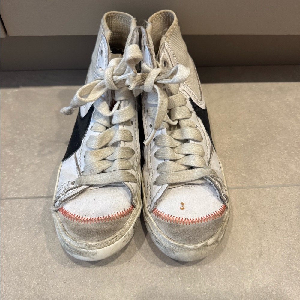 Nike Kids Sneakers White and Black